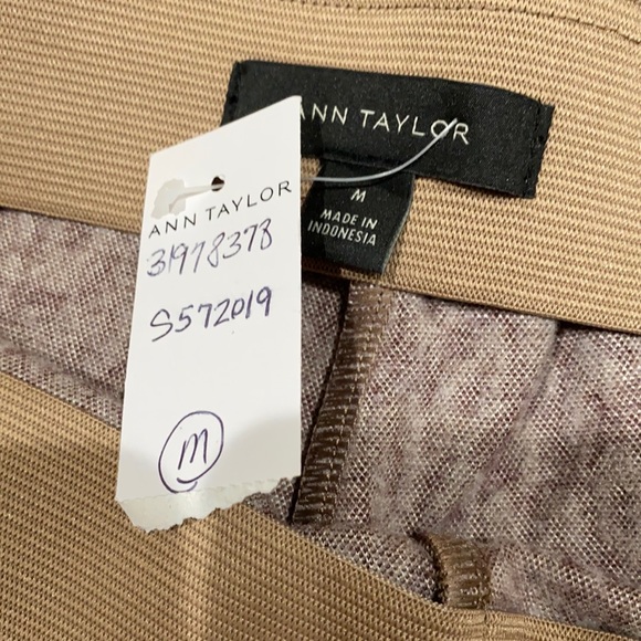 Ann Taylor The Animal Print Side Zip Legging M - Picture 5 of 11